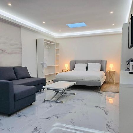 אורלי Studio Spacieux Metro 14 Paris מראה חיצוני תמונה