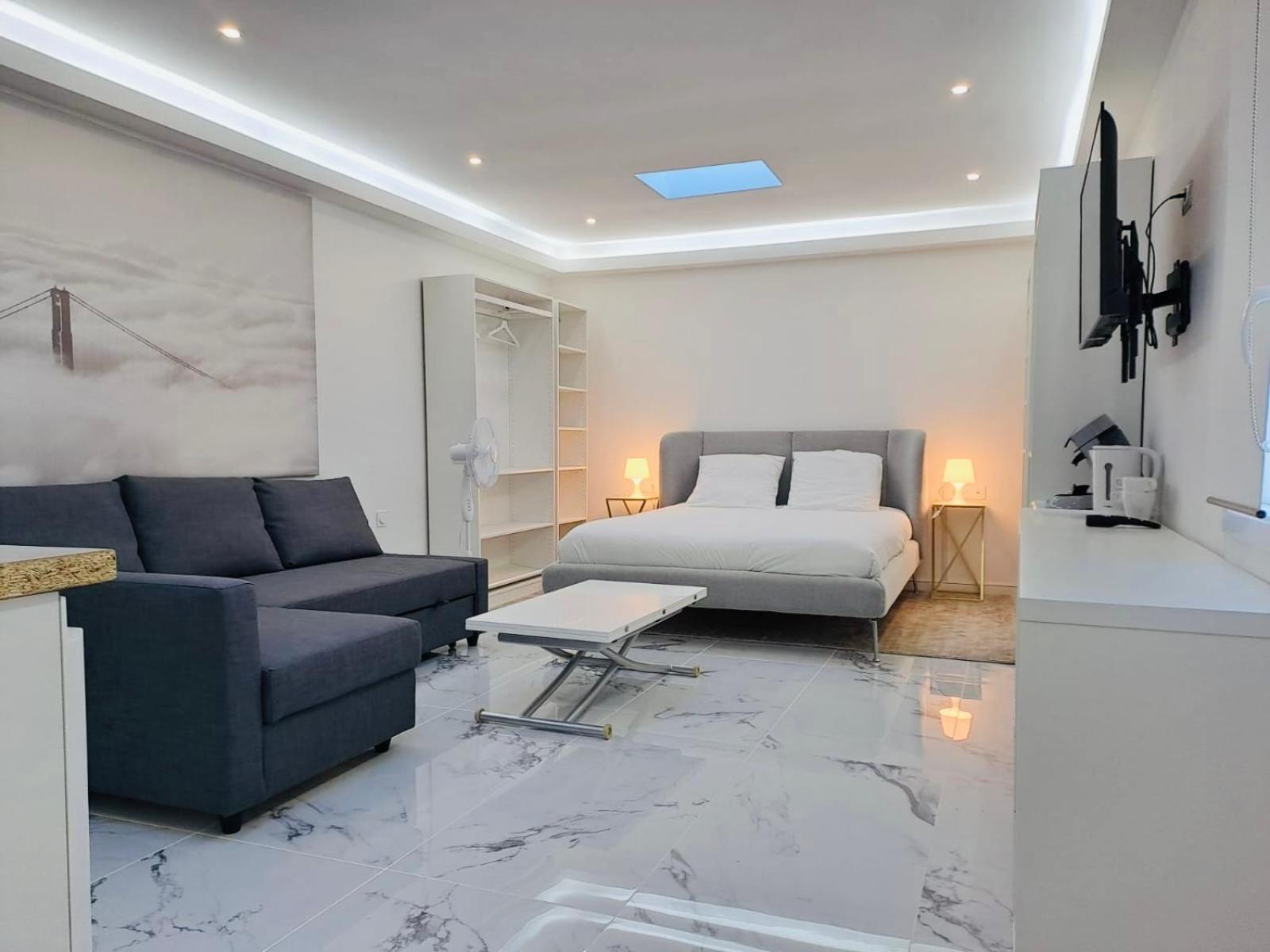 אורלי Studio Spacieux Metro 14 Paris מראה חיצוני תמונה